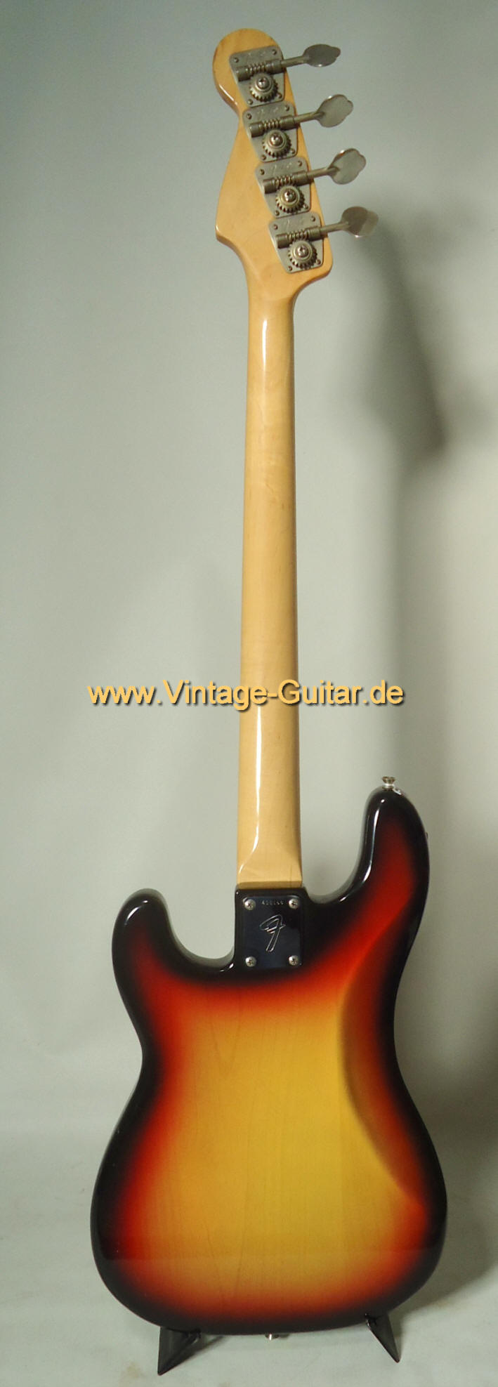 Fender Precision Bass 1974 sunburst aae.jpg